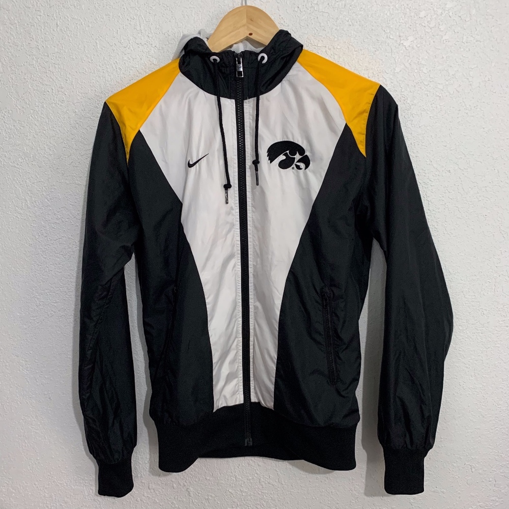 Nike Iowa Hawkeyes Women's Windbreaker Jacket